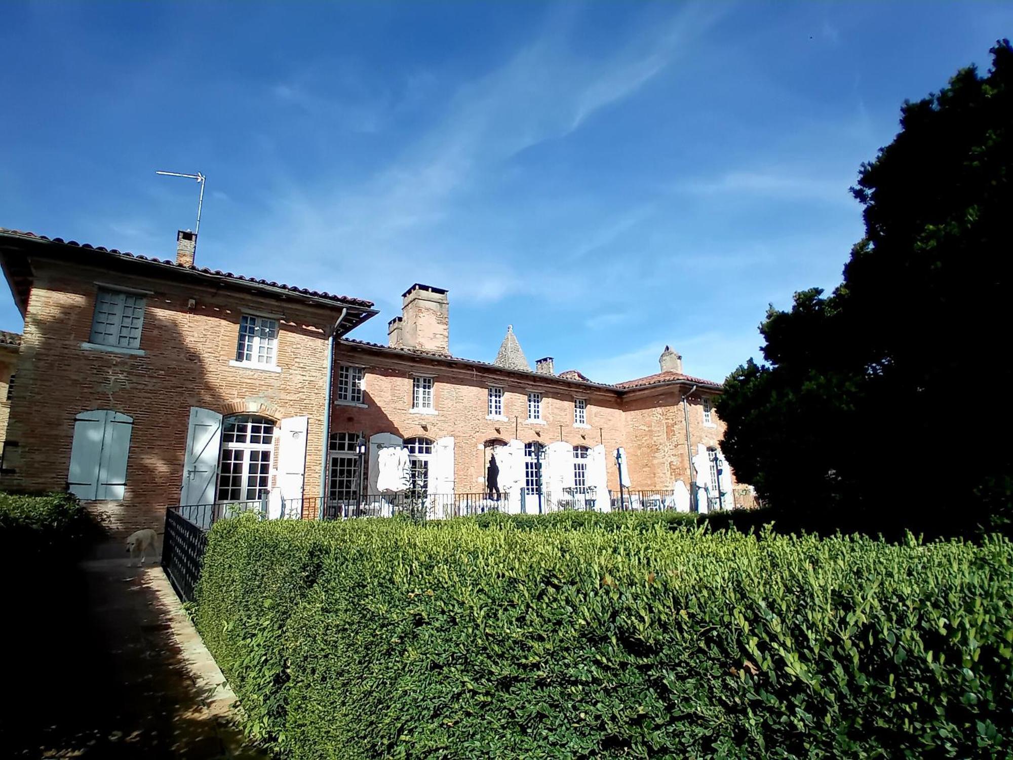 Logis Domaine De Peyrolade Bed & Breakfast Daux Exterior photo